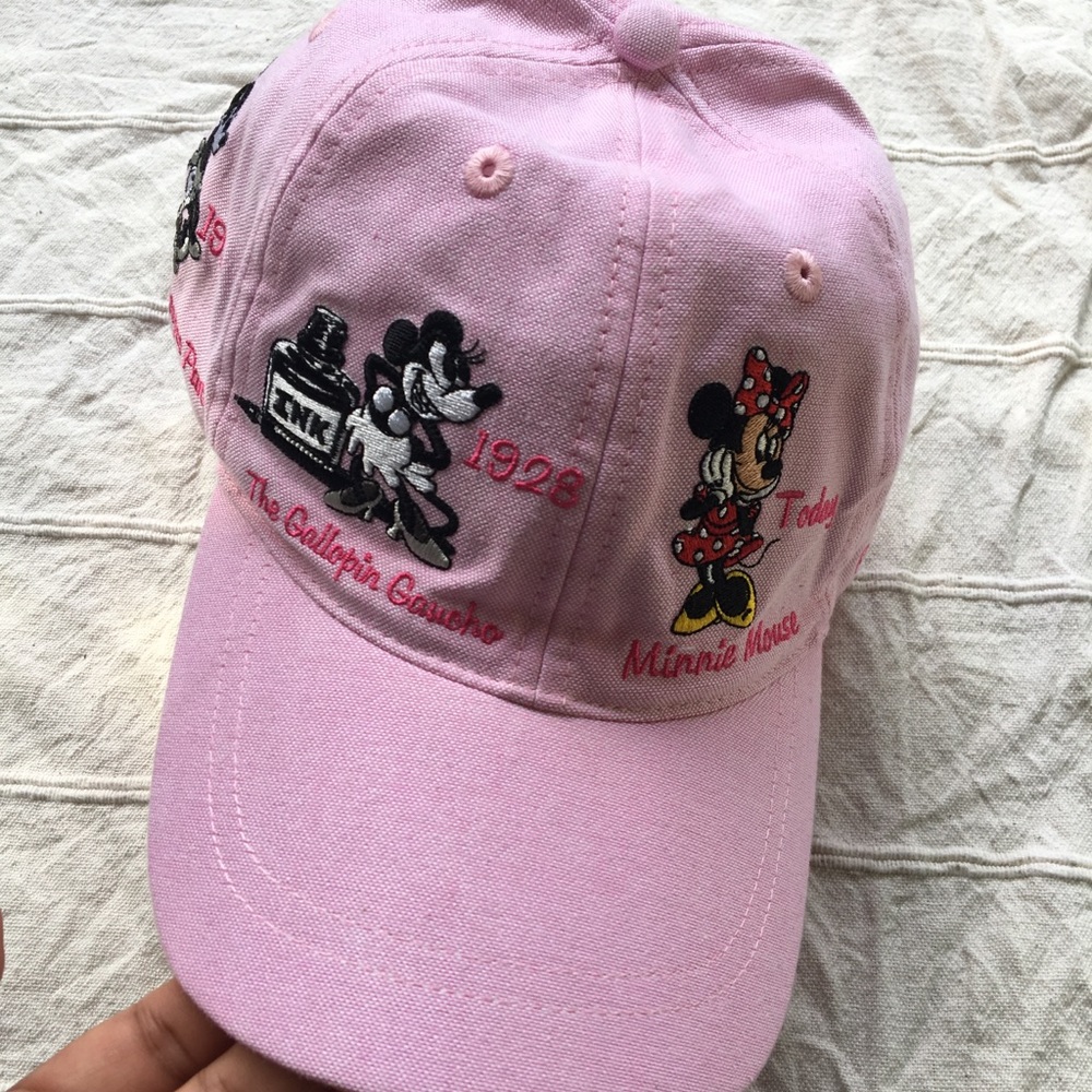 Disney Minnie Mouse hat